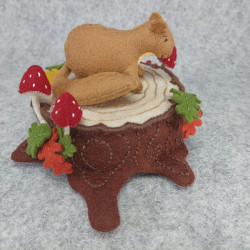 Felt squirrels scene